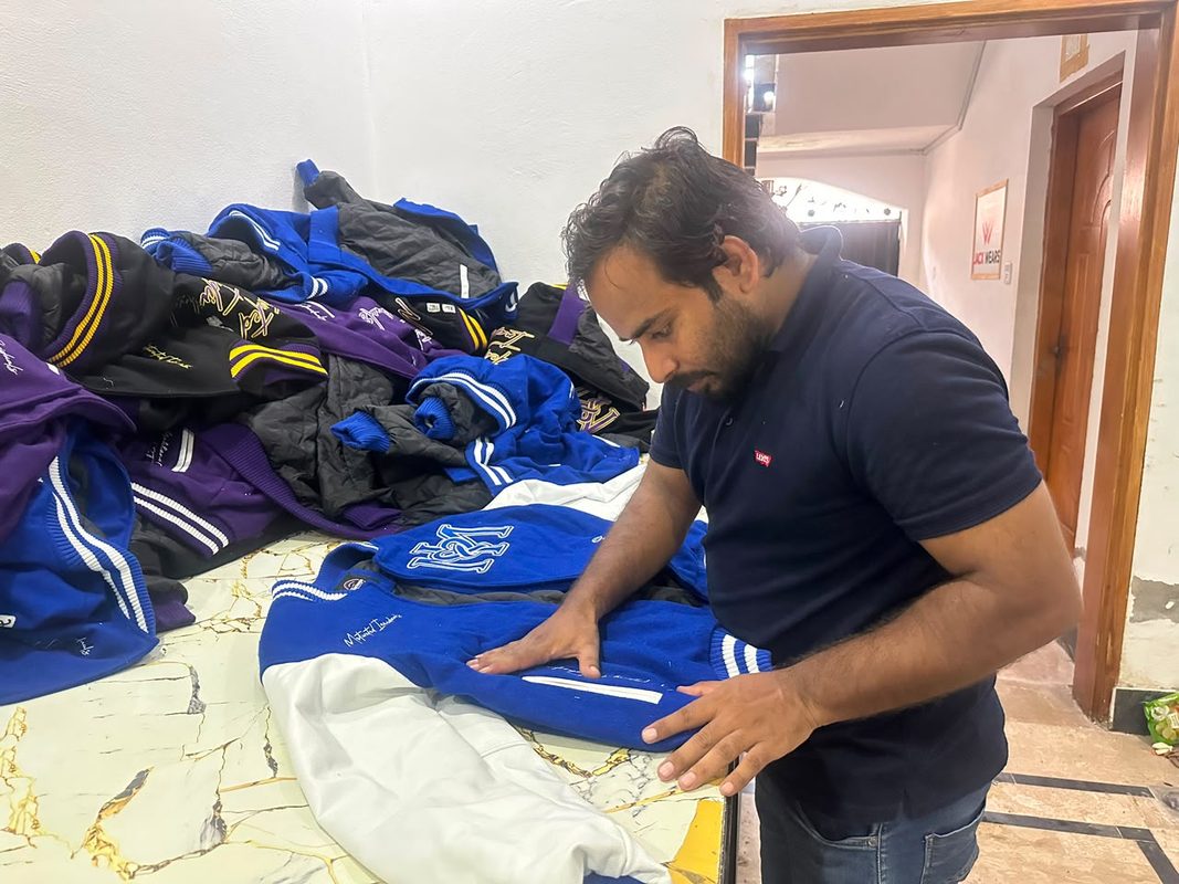 How to Source Custom Cricket Uniforms Direct from Factory